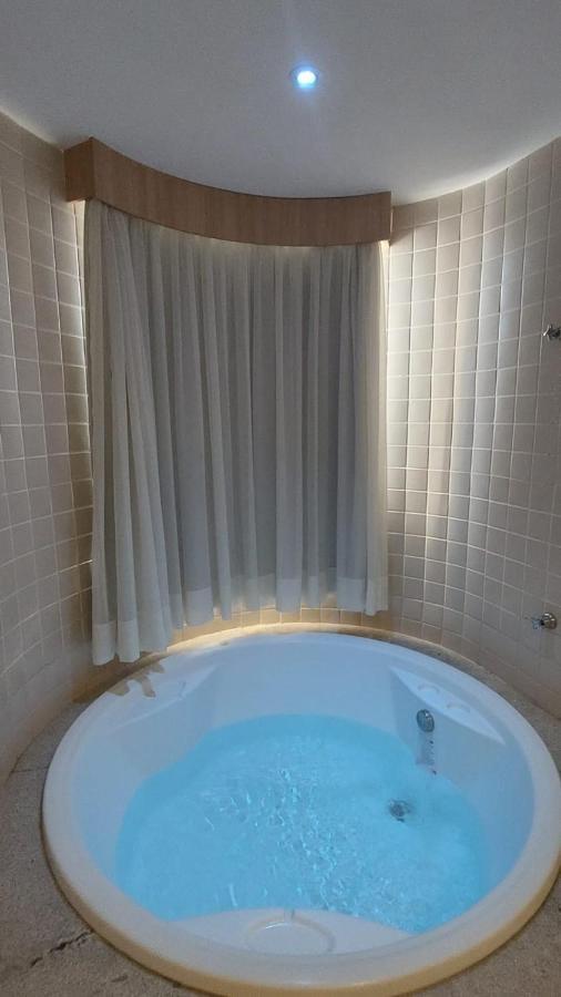 Apartamento Luxo Hot Springs Caldas Novas Tay Apartman Kültér fotó