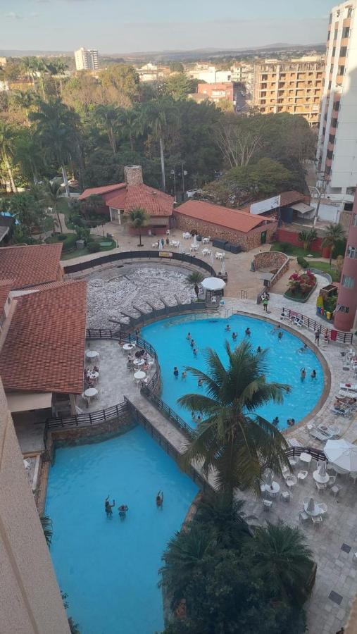 Apartamento Luxo Hot Springs Caldas Novas Tay Apartman Kültér fotó
